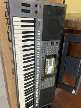 Keyboard Yamaha PSR S-770 like new