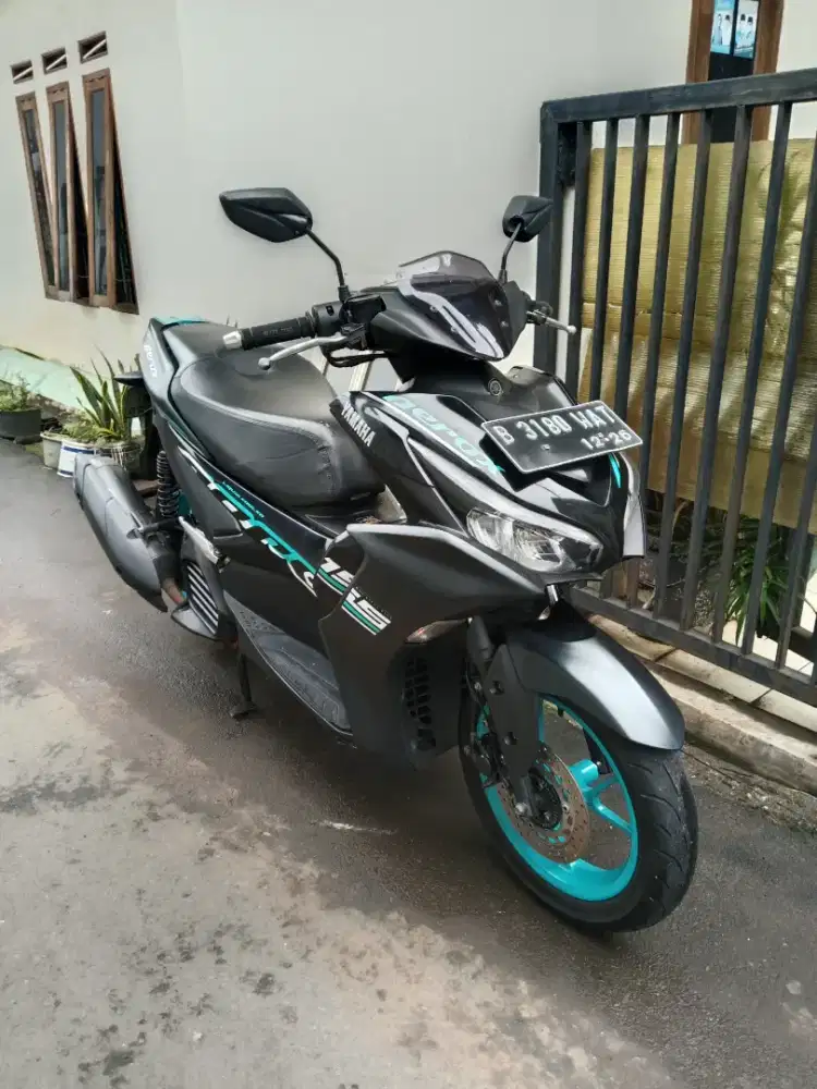 Aerox new tahun 2021 orisinil bagus