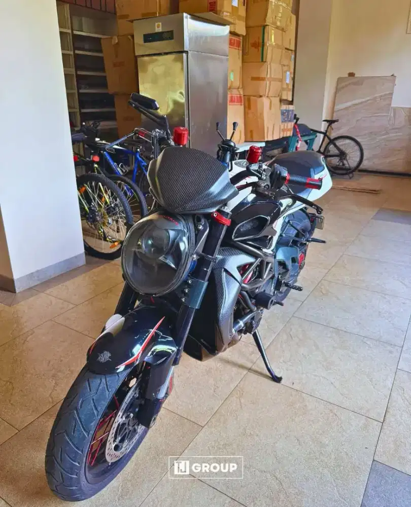 FOR SALE!! MV AGUSTA BRUTALE 1090 RR
2011