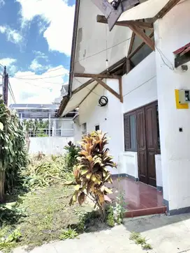 Rumah Hitung Tanah Komplek Unpad cigadung,Kota Bandung