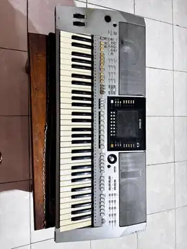 Keyboard Yamaha PSR S910