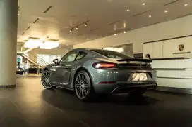 Porsche Cayman 718