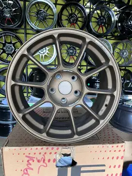 VELG ZE40 R17x7,5 H5x114,3 HRV,BRV,CIVIC,INNOVA,XPANDER,RUSH,ERTIGA
