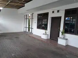 RUMAH PLUS KOST2AN JL RAYA KUTISARI SELATAN, AREA STRATEGIS