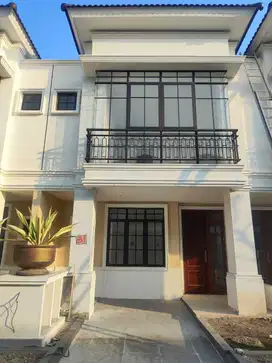 JUAL RUMAH 2,5 LANTAI SIAP HUNI KOMPLEK JEWEL GARDEN METEOROLOGI