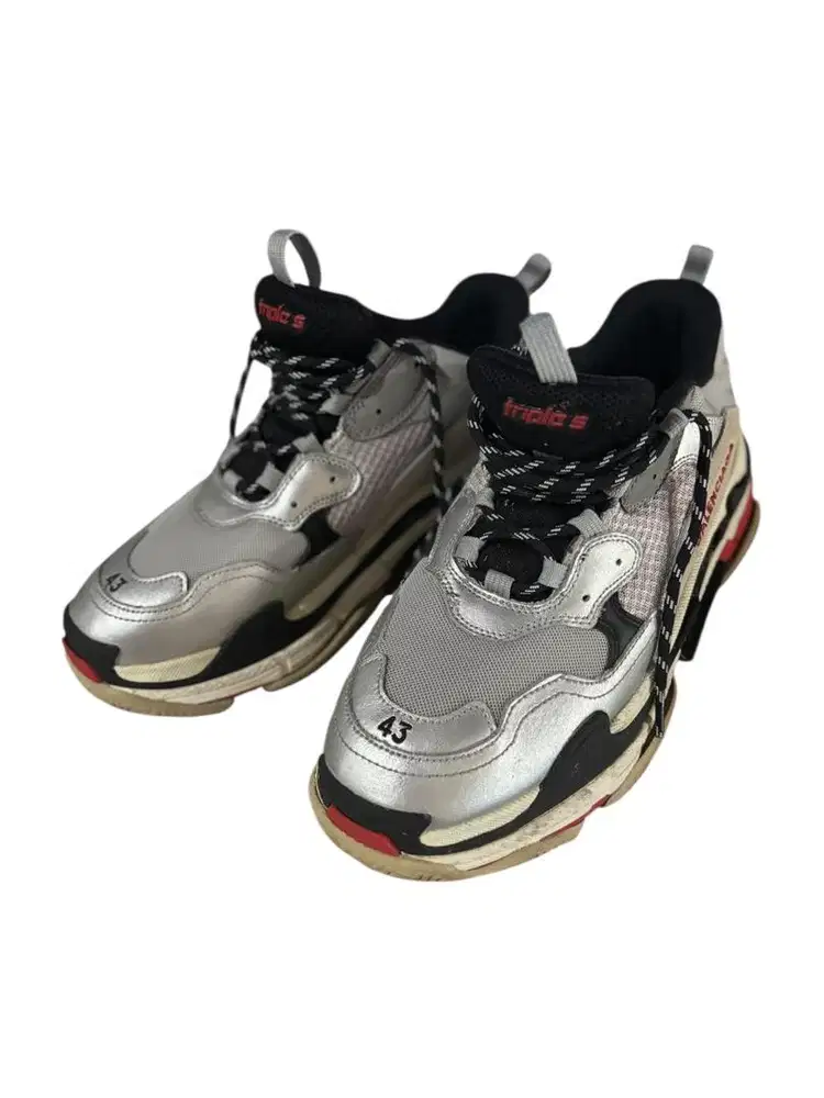 Sepatu original silver putih merah hitam triple s ukuran 43 Balenciaga