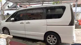Nissan Serena 2013 Bensin