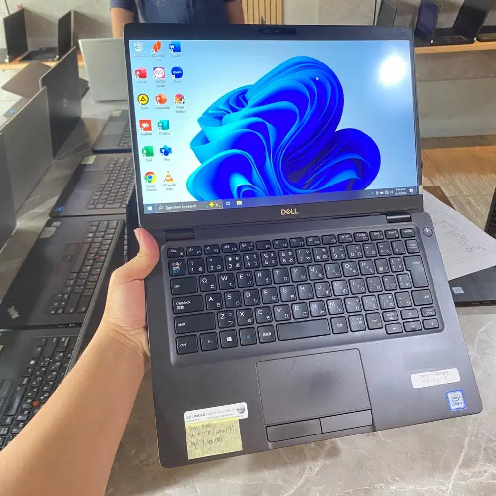 Laptop kerja dell 5300
