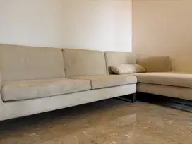 L SHAPED URBAN LADDER SOFA