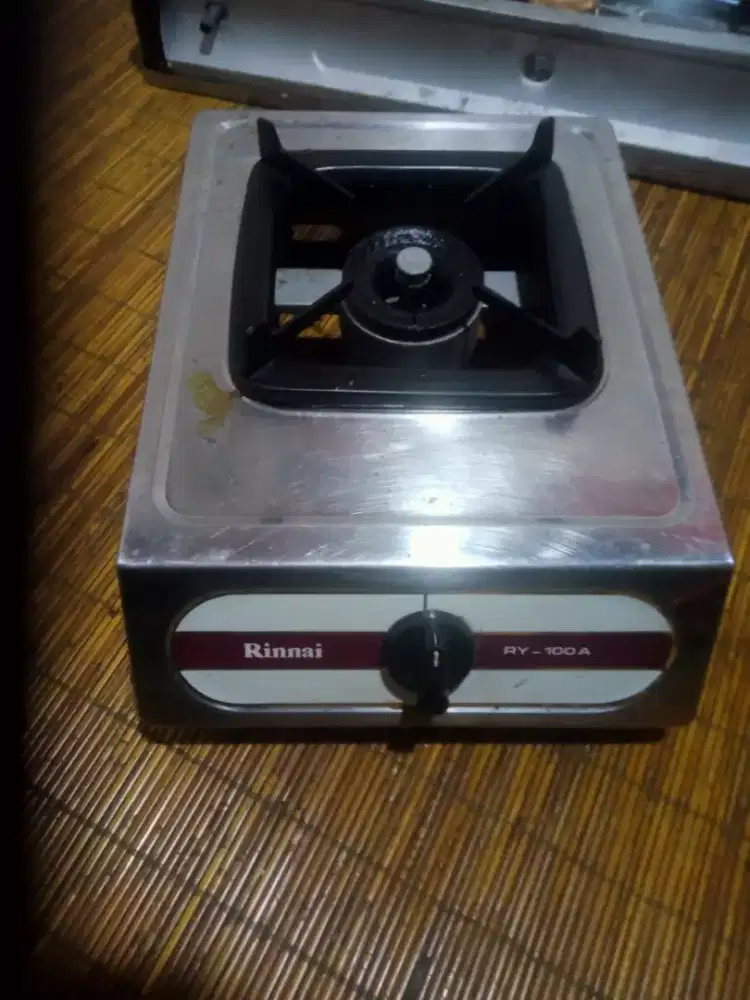 Kompor satu tungku api lilin (rinnai)