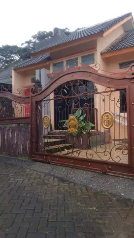 For Sale Villa Cantik BATU GREEN PARK (Selangkah Jatim Park II)