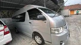 2016 Toyota Hiace 2.5 Commuter Plat L basar mobil bekas sekoto