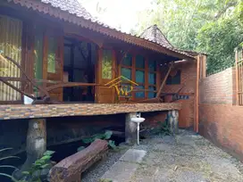 RUMAH LIMASAN DAN JOGLO CANTIK STRATEGIS TEPI JALAN GODEAN