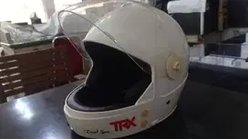 HELM BARU ISTIMEWA
