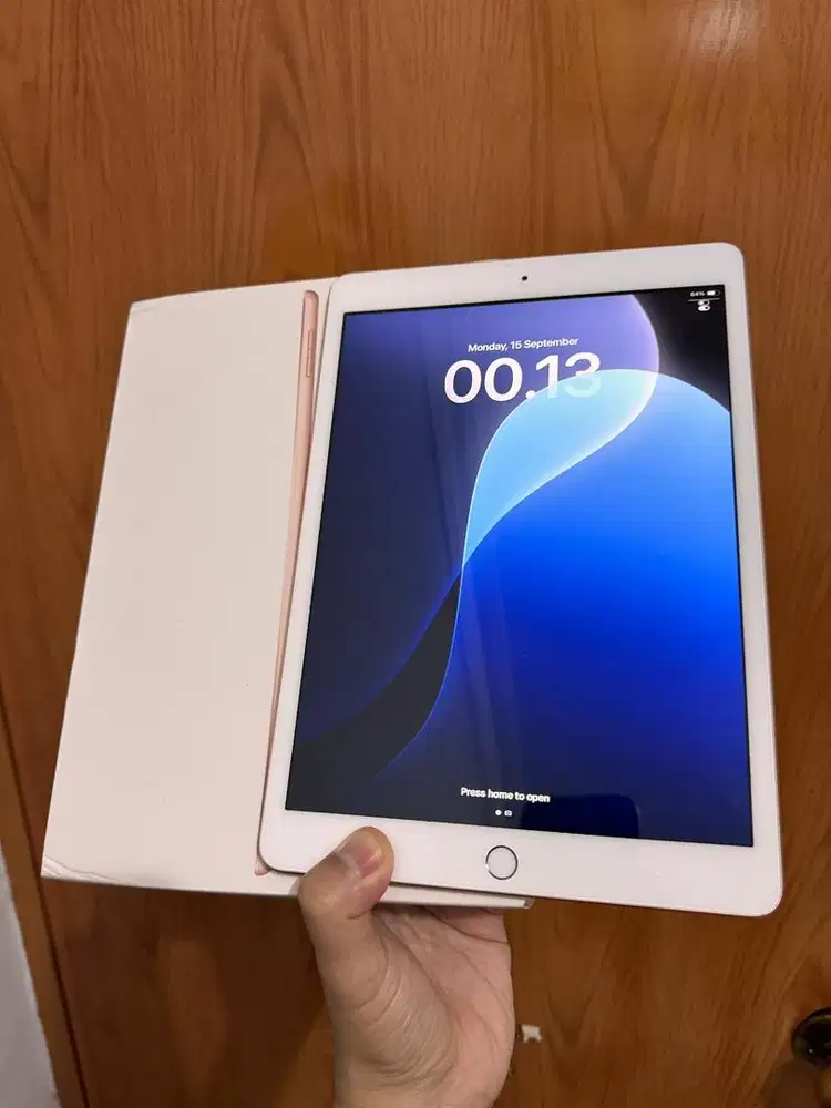 Ipad 8 wifi only second