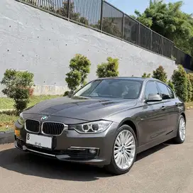 BMW 328i Pre LCI Sunroof LOW KM Full Option Terawat