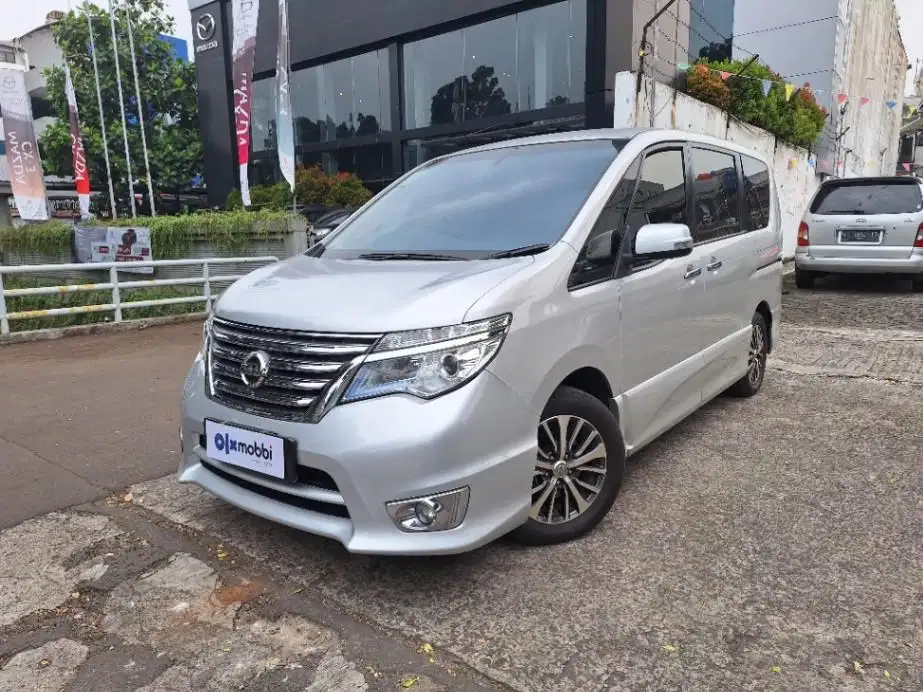 KM Rendah Nissan Serena  2.0 Highway Star Bensin-AT 2016 Silver
