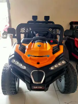 Mobil aki mainan anak