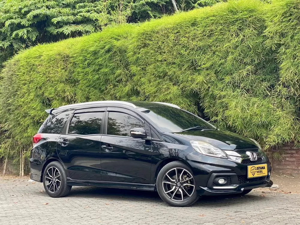 APIK KINYIS! HONDA MOBILIO RS 1.5 AUTOMATIC CVT 2015 AT E