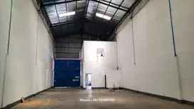 Gudang Kawasan Nambangan Kedung Cowek Kontener 20 feet Bisa Manuver