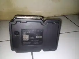Pompa ABS & Alternator Copotan Mercedes-Benz C200 CGI Tahun 2010