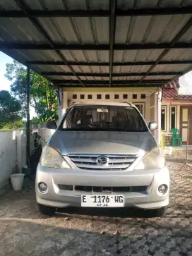 Dijual Daihatsu Xenia Xi 1300cc tahun 2004 tinggal pake