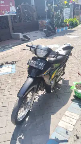 Suzuki shogun 110r