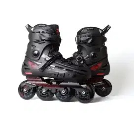 Sepatu Roda In Line Skate Flying Eagle F4 Raven Black (Like New)