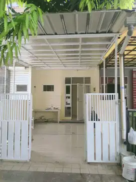 Rumah Bagus Terawat, 2 Lantai SHM City Resort Cengkareng Jakarta Barat