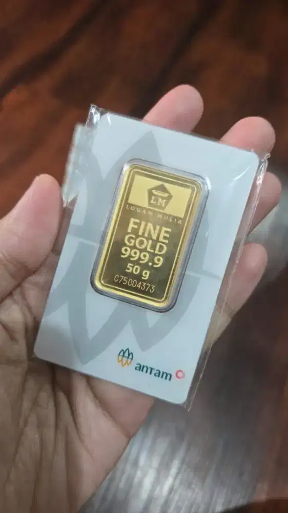Beli emas dan berlian dengan harga tinggi