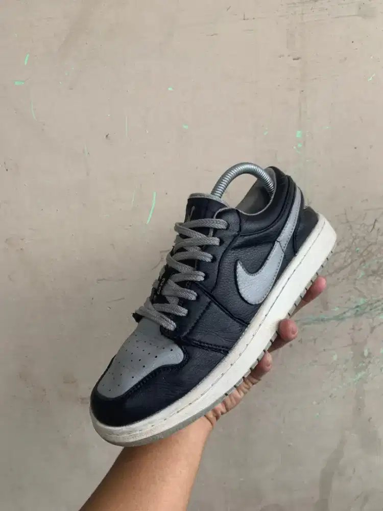 Sepatu Nike Jordan 1 Low Shadow Black