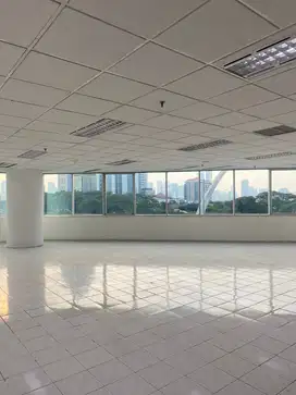SEWA KANTOR DI JAKARTA SELATAN MT HARYONO 214M2 BARE 160K NEGO