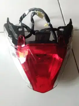 Dijual 1 set lampu belakang beat delux