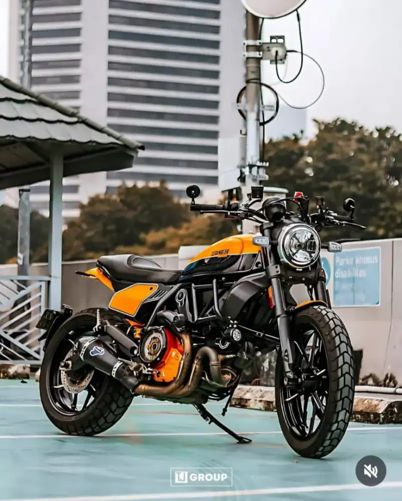 FOR SALE!! DUCATI SCRAMBLER 800 FULL THROTTLE 2019