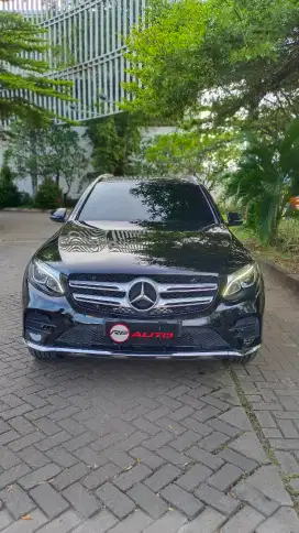 MERCEDES BENZ GLC200 2019 AT HITAM