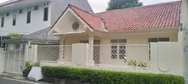 DiSewakan Rumah Baru Direnov Lokasi Strategis dan Tidak Banjir