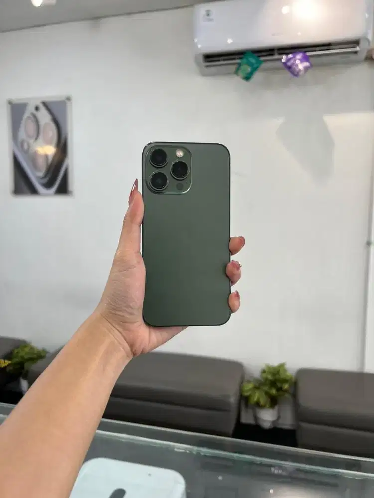 Iphone 13 Pro 128GB fullset mulus nominus bergaransi terima tt cod