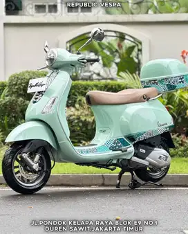 Piaggio Vespa LX 125 IGET LED BATIK SERIES TH 2023 WARNA HIJAU