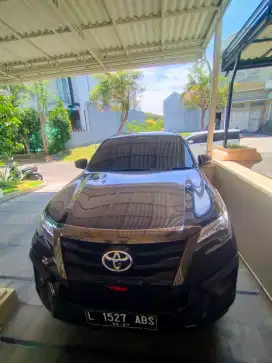 Toyota Fortuner diesel AT 2020