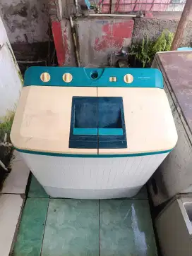 MESIN CUCI MERK POLYTRON