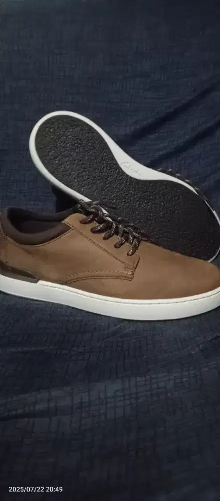 Sepatu Clarks original
