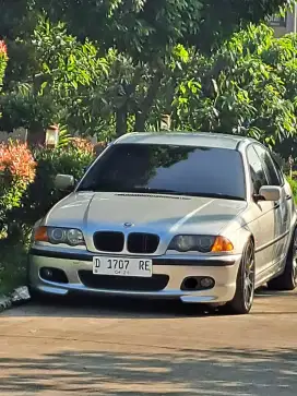 Dijual BMW E46 318 thn 2001