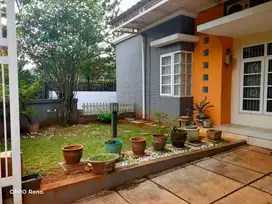 Dijual rumah hook siap huni di dalam cluster di cibubur country