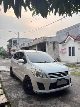 Suzuki Ertiga 2013