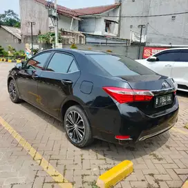 toyota altis v thn2015  matic w hitam trwt siap pakai pjk off 4 tahun