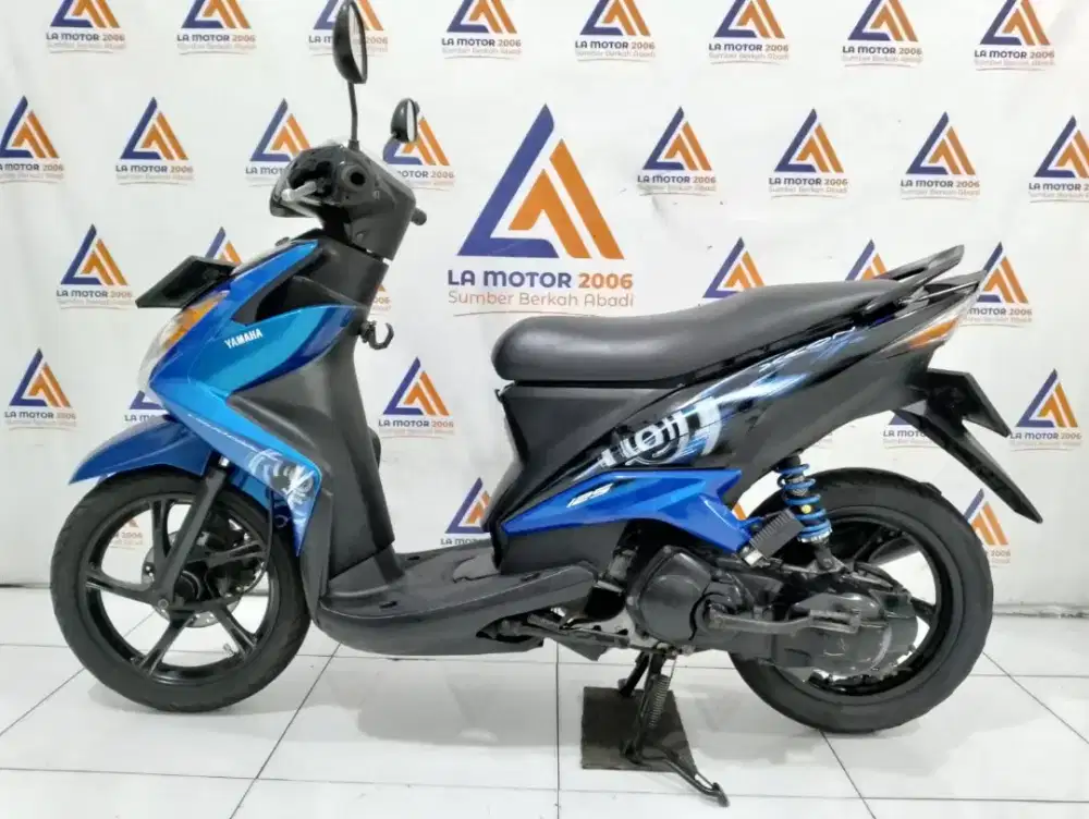 YAMAHA XEON 125 KARBU 2011 *SIAP PAKAI* (KREDIVO/PAYLATER/CC 0%)