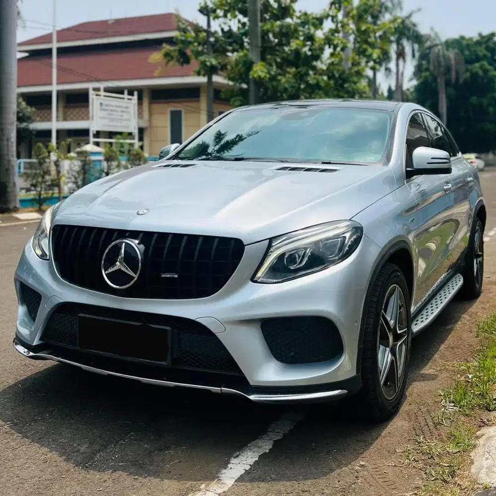(CASH) Mercedes Benz GLE400 AMG Coupe 2016