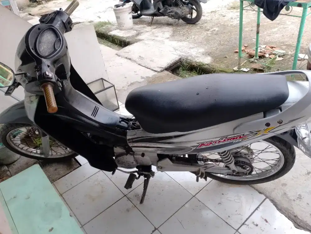 Kharisma  tahun 2002