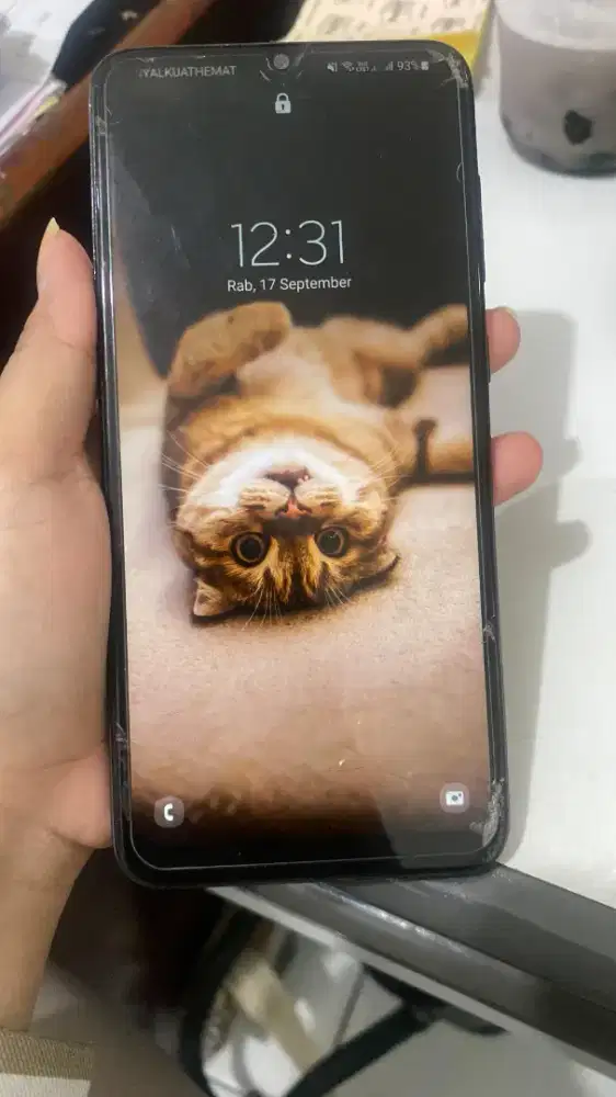 DI JUAL HANDPHONE SAMSUNG A 70