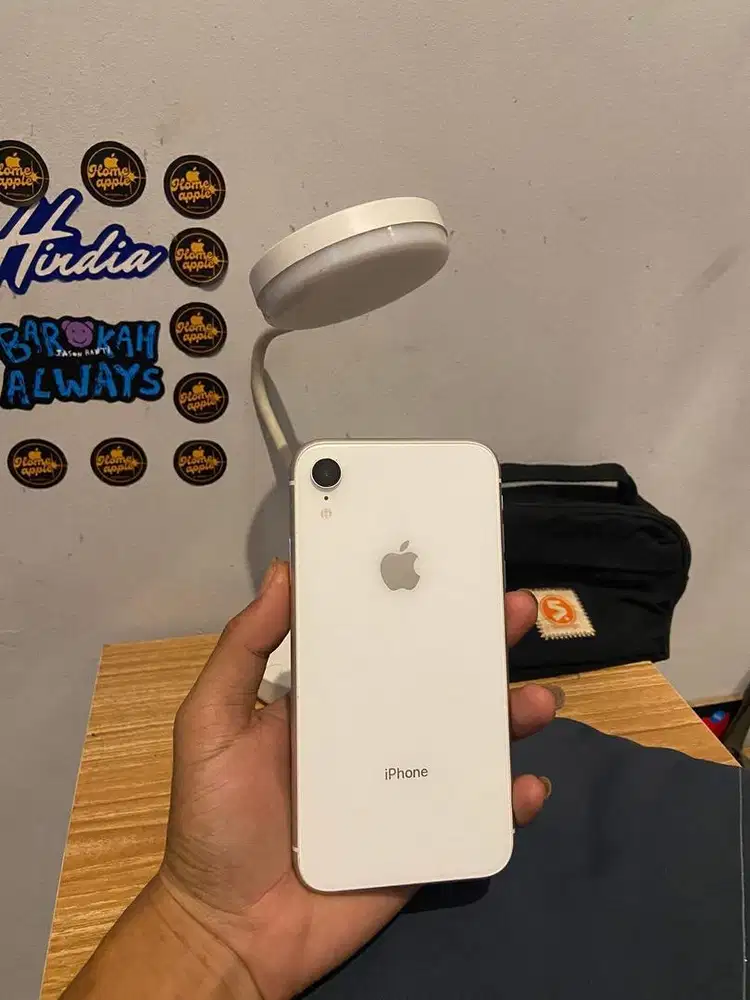 Ip xr inter 128gb